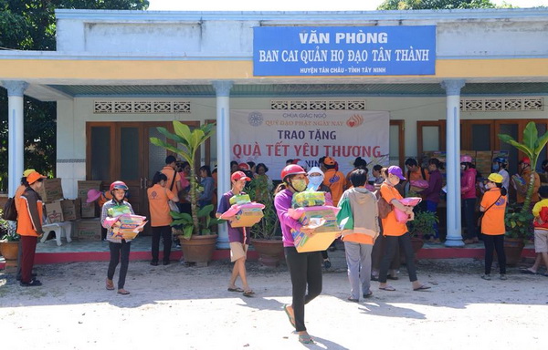 Tổng kết chương trình “Quà Tết Yêu Thương”  tại Tây Ninh, ngày 03/02/2018 (C144)