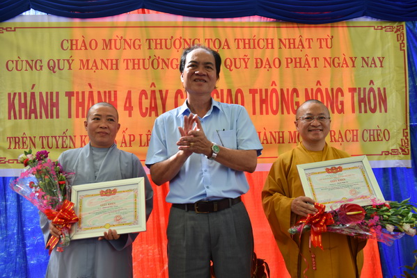 Tổng kết chương trình “Nhịp Cầu Yêu Thương” tại Cà Mau (C143)