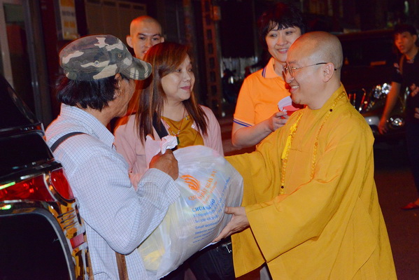 Tổng kết chương trình  “Di Lặc Du Xuân 2018 - Quà Tết Yêu Thương ” (C138)