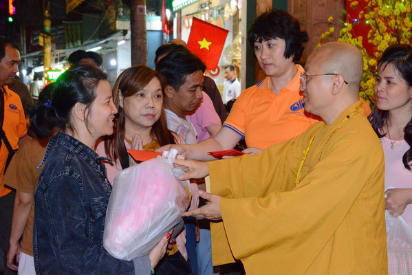 Tổng kết chương trình  “Di Lặc Du Xuân 2018 - Quà Tết Yêu Thương ” (C138)