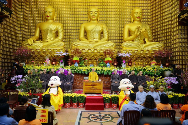 Tổng kết chương trình  “Di Lặc Du Xuân 2018 - Quà Tết Yêu Thương ” (C138)