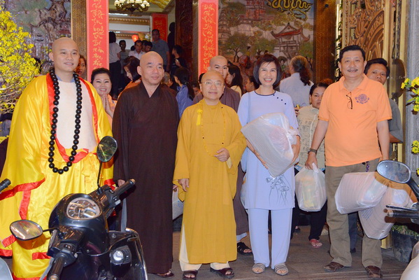 Tổng kết chương trình  “Di Lặc Du Xuân 2018 - Quà Tết Yêu Thương ” (C138)
