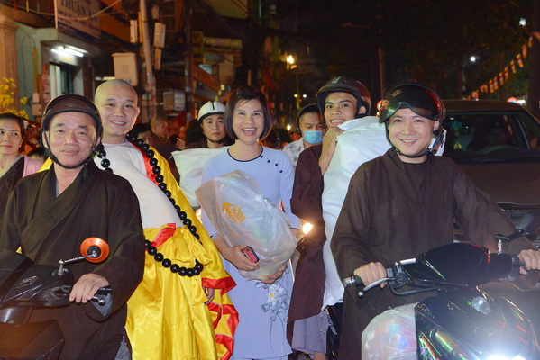 Tổng kết chương trình  “Di Lặc Du Xuân 2018 - Quà Tết Yêu Thương ” (C138)