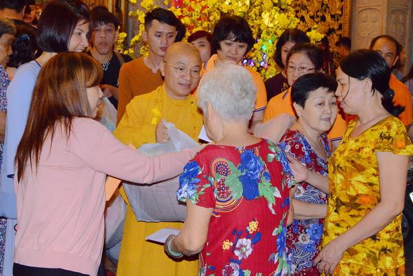Tổng kết chương trình  “Di Lặc Du Xuân 2018 - Quà Tết Yêu Thương ” (C138)