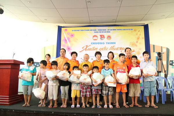 Tổng kết “Quà Tết Yêu Thương” cho Trẻ em tại Trung tâm Giáo dục dạy nghề Thiếu Niên TP.HCM (C149)