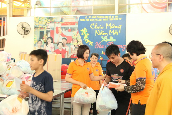 Tổng kết “Quà Tết Yêu Thương” cho Trẻ em tại Trung tâm Giáo dục dạy nghề Thiếu Niên TP.HCM (C149)