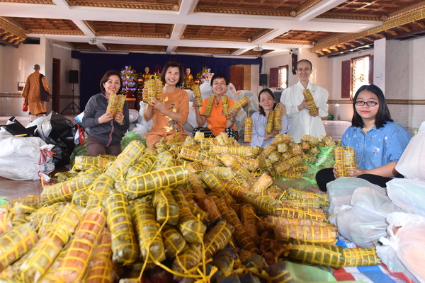 Tổng kết chương trình  “Di Lặc Du Xuân 2018 - Quà Tết Yêu Thương ” (C138)