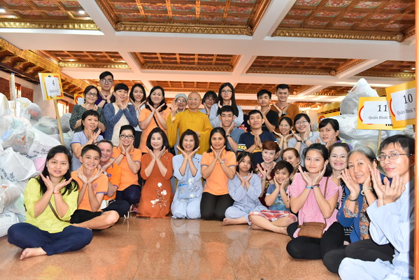 Tổng kết chương trình  “Di Lặc Du Xuân 2018 - Quà Tết Yêu Thương ” (C138)