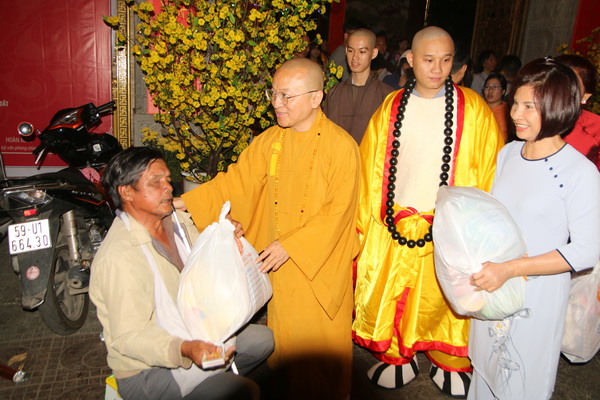 Tổng kết chương trình  “Di Lặc Du Xuân 2018 - Quà Tết Yêu Thương ” (C138)