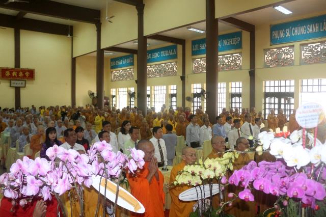 Bình Dương: Hội nghị tổng kết công tác Phật sự 2017