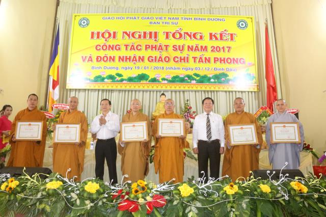 Bình Dương: Hội nghị tổng kết công tác Phật sự 2017