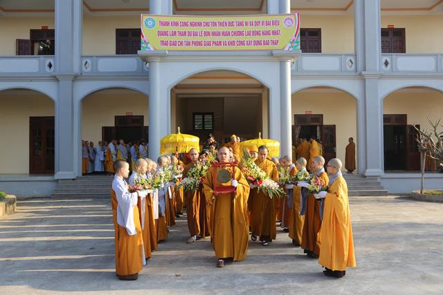 Nam Định: Đón nhận Huân chương LĐ hạng I của Chủ tịch nước- Giáo chỉ tấn phong của Đức Pháp chủ GHPGVN
