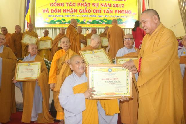 Bình Dương: Hội nghị tổng kết công tác Phật sự 2017