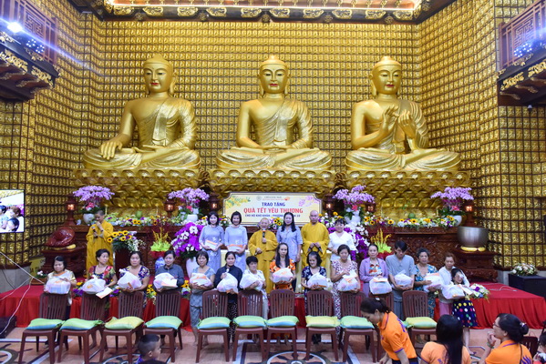Tổng kết chương trình “Quà Tết Yêu Thương” cho Hộ nghèo  Phường 3, Quận 10, TP.HCM (C148)