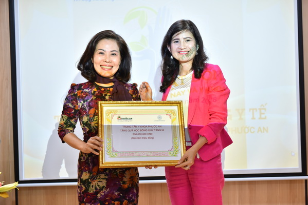 Tổng kết chương trình: Chung tay vì người bệnh Quý 4/2016 và năm 2017 (PA5)