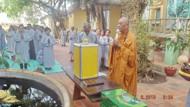 Khóa tu Bát quan trai đầu năm tại chùa Lộc Thọ.