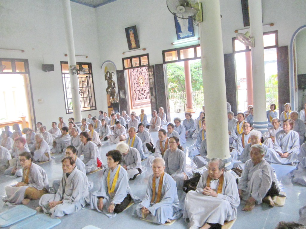 Đạo tràng Bát quan trai chùa Đức Hòa tổng kết cuối năm
