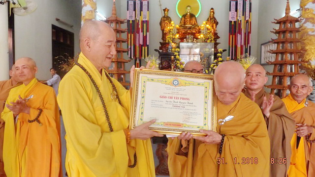 Ninh Hòa: Lễ trao giáo chỉ tấn phong