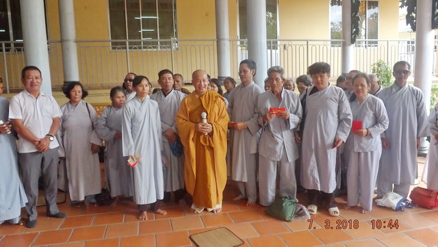 Khóa tu Bát quan trai đầu năm tại chùa Lộc Thọ.