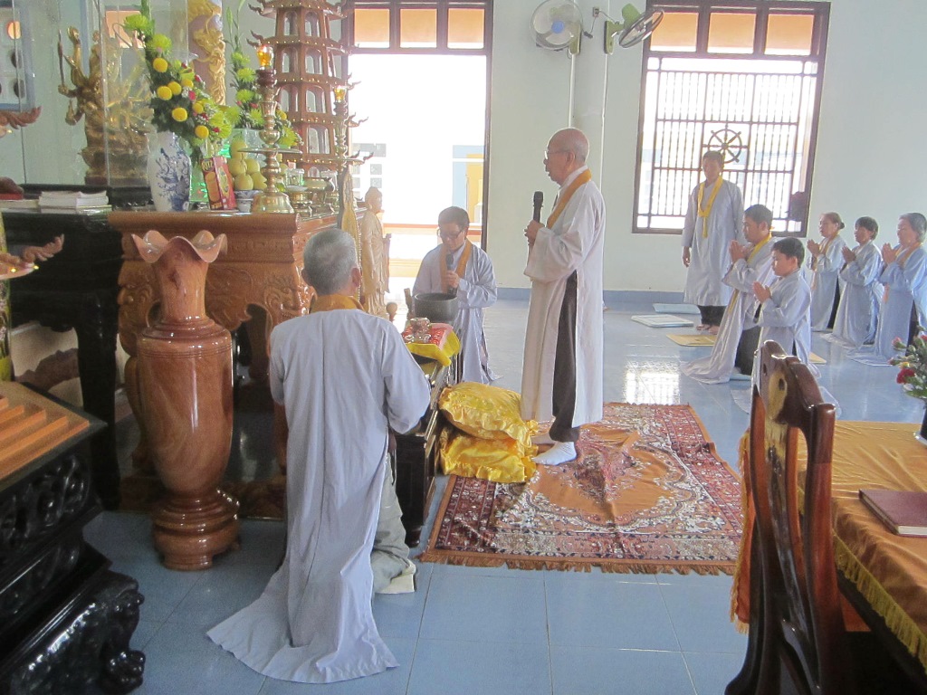Đạo tràng Bát quan trai chùa Đức Hòa tổng kết cuối năm