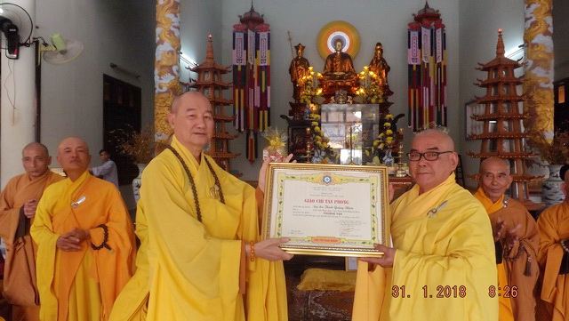 Ninh Hòa: Lễ trao giáo chỉ tấn phong