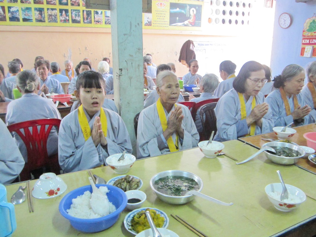 Đạo tràng Bát quan trai chùa Đức Hòa tổng kết cuối năm