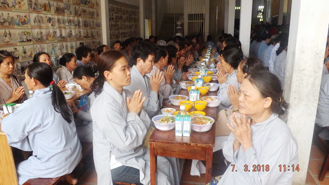 Khóa tu Bát quan trai đầu năm tại chùa Lộc Thọ.