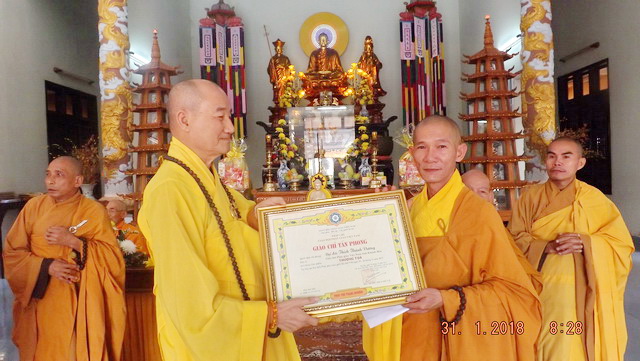 Ninh Hòa: Lễ trao giáo chỉ tấn phong