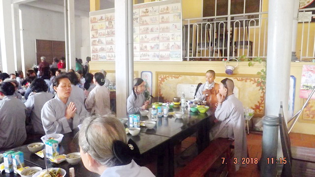 Khóa tu Bát quan trai đầu năm tại chùa Lộc Thọ.