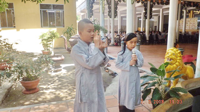 Khóa tu Bát quan trai đầu năm tại chùa Lộc Thọ.