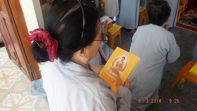 Đạo tràng Bát quan trai chùa Long Thạnh khai khóa đầu năm