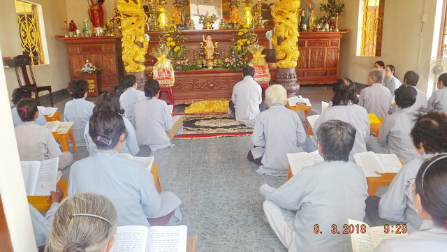 Đạo tràng Bát quan trai chùa Long Thạnh khai khóa đầu năm