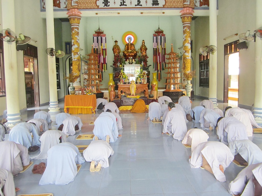 Đạo tràng Bát quan trai chùa Đức Hòa tổng kết cuối năm