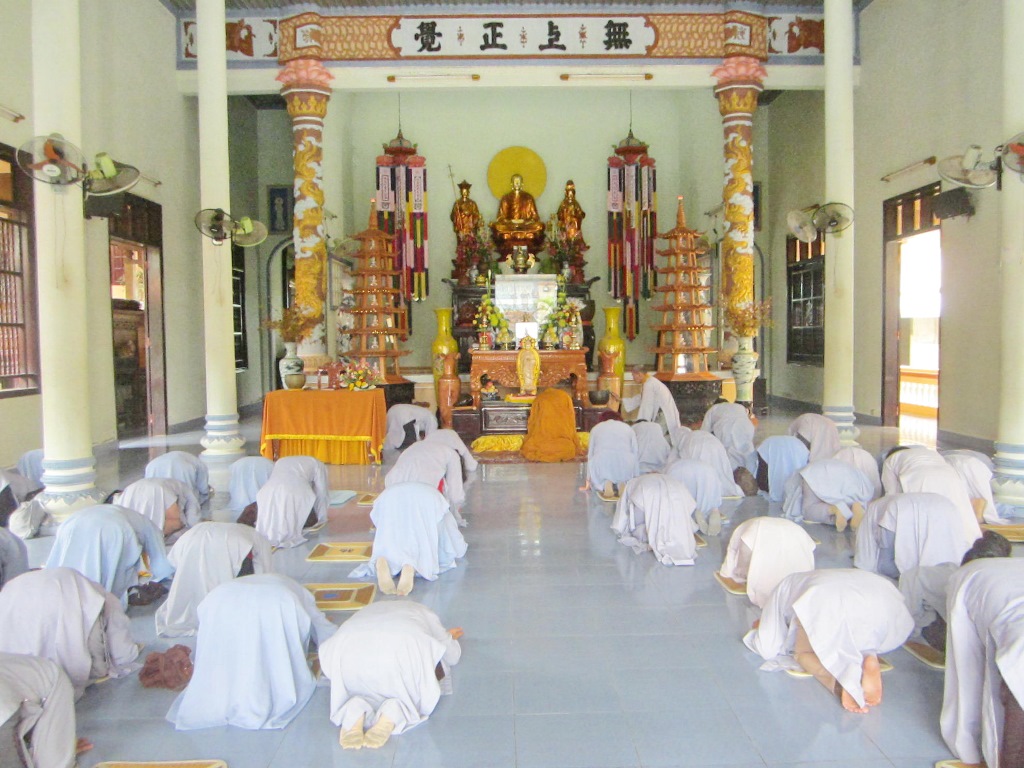 Đạo tràng Bát quan trai chùa Đức Hòa tổng kết cuối năm