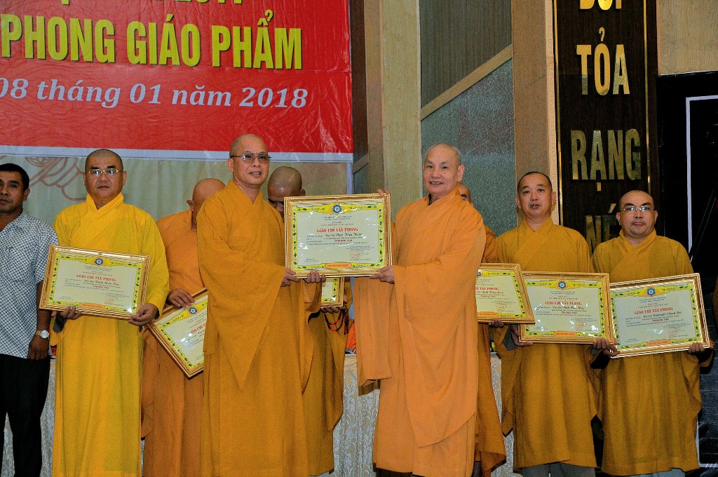 Kiên Giang: Tổng kết hoạt động Phật sự năm 2017 và 3 Sự kiện khác