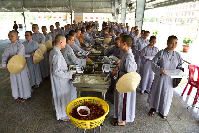 Quỹ Đạo Phật Ngày Nay- Tổng kết Quý 1/2018 “Quỹ Đời Sống Tăng Ni” (C106-4)