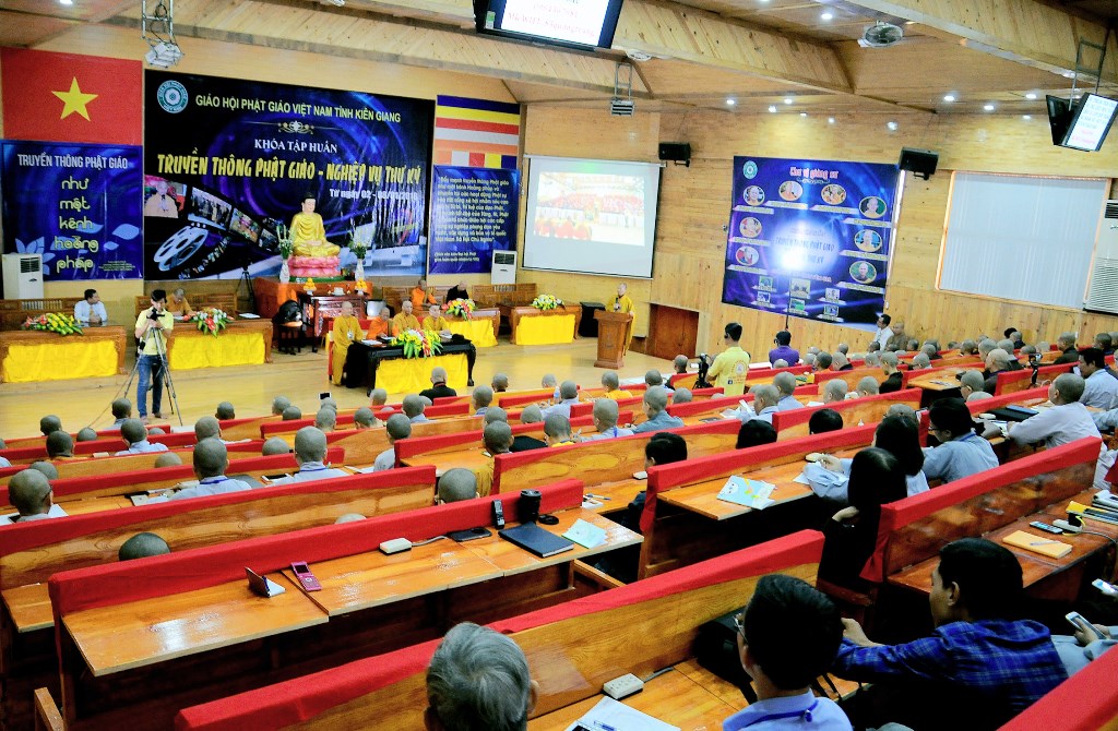 Kiên Giang: Khai mạc khóa tập huấn Truyền Thông Phật Giáo &amp; nghiệp vụ thư ký