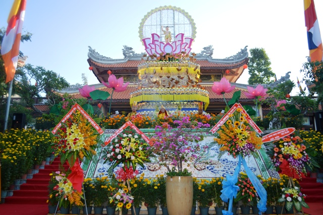 Khánh Hòa: Trang nghiêm cử  hành Đại lễ Phật Đản PL.2562