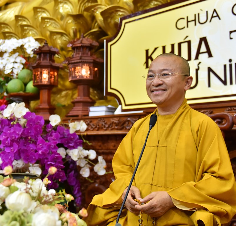 TT. Thích Nhật Từ thuyết giảng tại khóa tu Thiền lần thứ 21