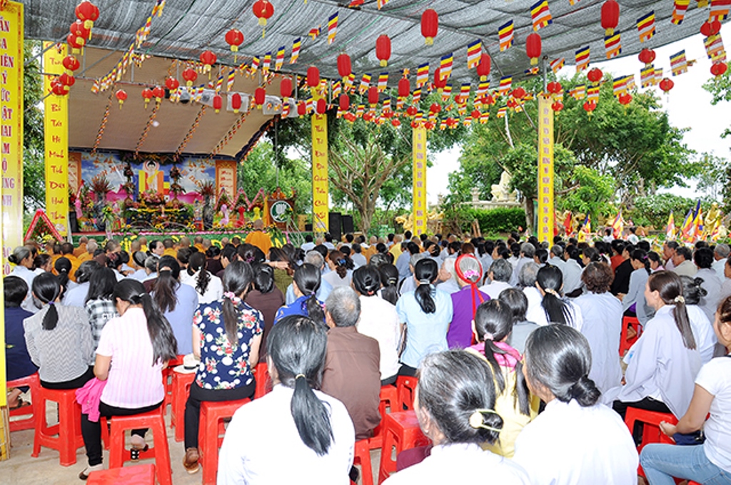 Gia Lai:  Tịnh Xá Ngọc lai Long trọng tổ chức lễ Phật Đản