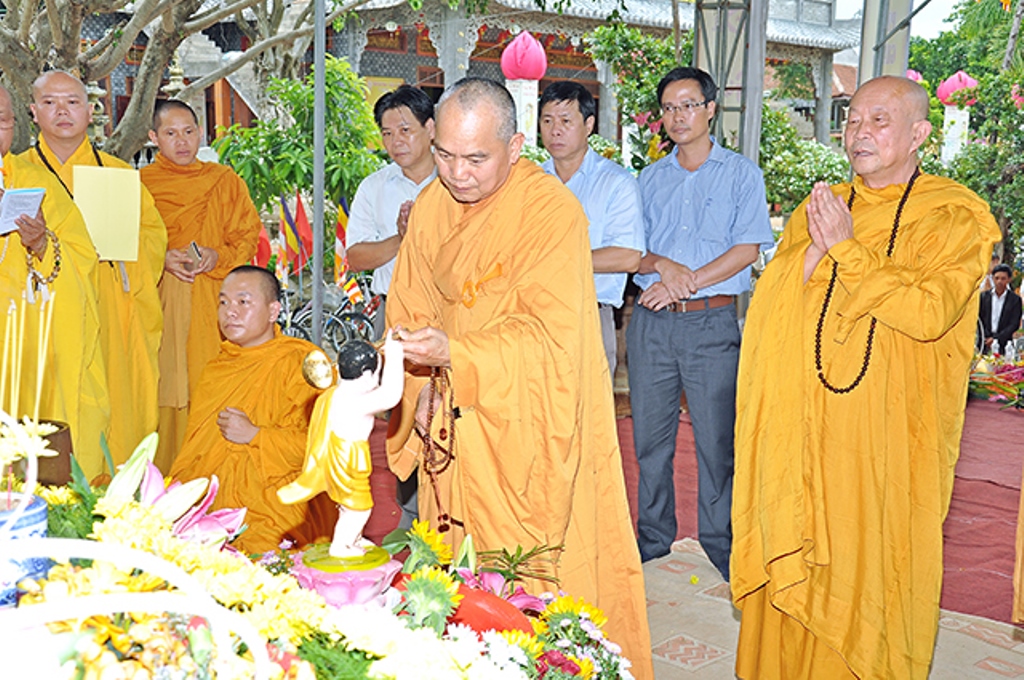 Gia Lai:  Tịnh Xá Ngọc lai Long trọng tổ chức lễ Phật Đản