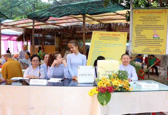 Bình Dương: Đặt đá xây dựng và bổ nhiệm Viện Chủ, Trụ trì chùa Phổ Hiền.