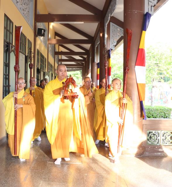 PG Bình Dương: Chào mừng Đại lễ Phật đản PL.2562 – DL.2018