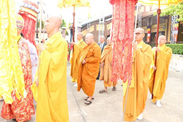 PG Bình Dương: Chào mừng Đại lễ Phật đản PL.2562 – DL.2018