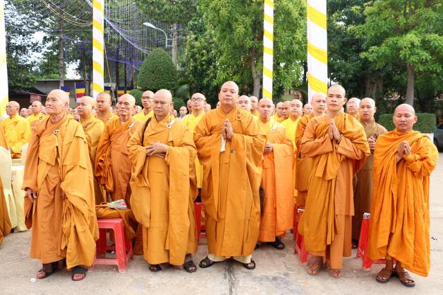 PG Bình Dương: Chào mừng Đại lễ Phật đản PL.2562 – DL.2018