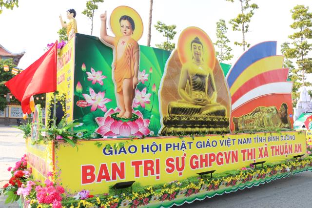 Bình Dương: Tưng bừng chào mừng Đại lễ Phật Đản