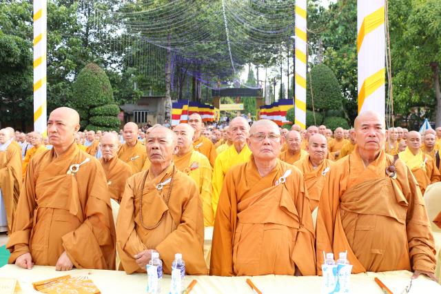 PG Bình Dương: Chào mừng Đại lễ Phật đản PL.2562 – DL.2018