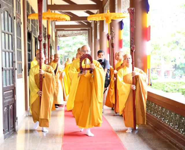 Bình Dương: Buổi thuyết giảng đầu tiên tại đạo tràng an cư kiết hạ.