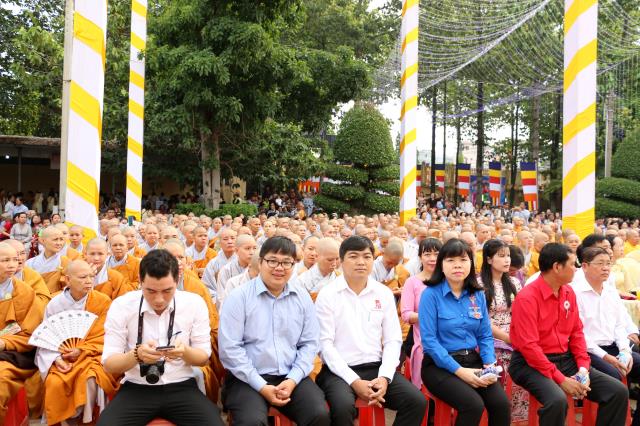 PG Bình Dương: Chào mừng Đại lễ Phật đản PL.2562 – DL.2018