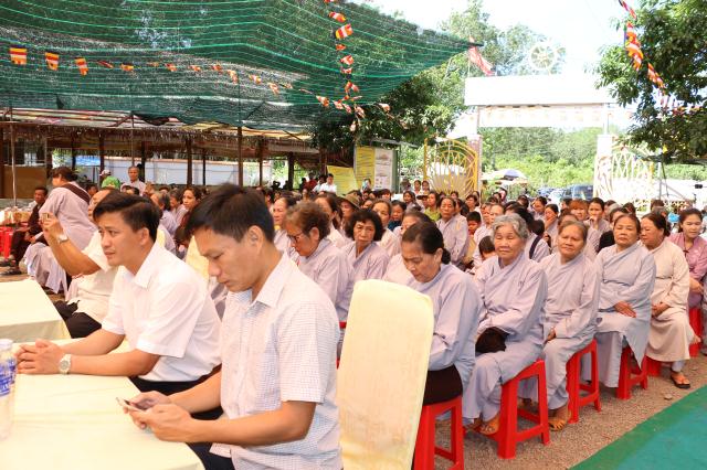Bình Dương: Đặt đá xây dựng và bổ nhiệm Viện Chủ, Trụ trì chùa Phổ Hiền.